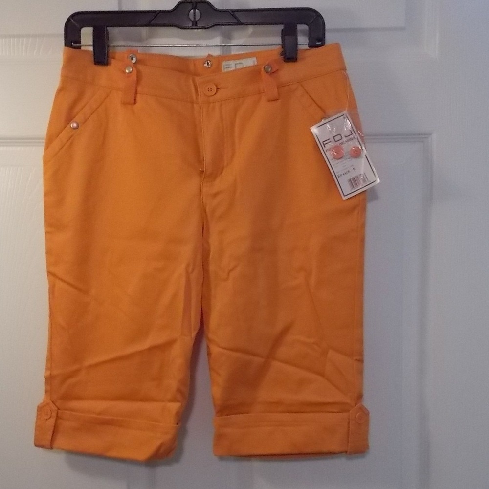 FDJ French Dressing Orange Stretch Bermuda Shorts Cuffed Size 6 NWT